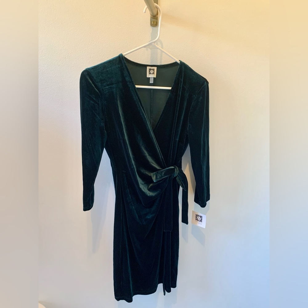 Gorgeous green, velvet Anne Klein dress